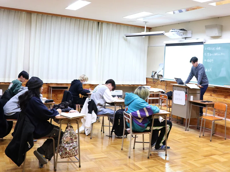 諏訪実業高等学校 定時制のイメージ写真