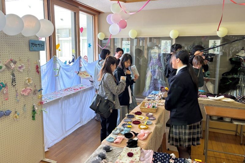 諏実タウン 出店写真